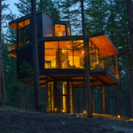 A Sophisticated Montana Woodland Hideaway